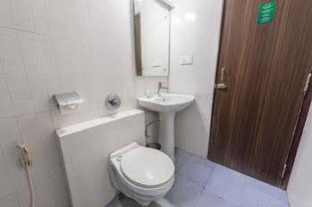 Treebo Golden Pearl Koramangala Otel Bangalore Dış mekan fotoğraf