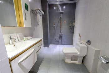 Treebo Golden Pearl Koramangala Otel Bangalore Dış mekan fotoğraf